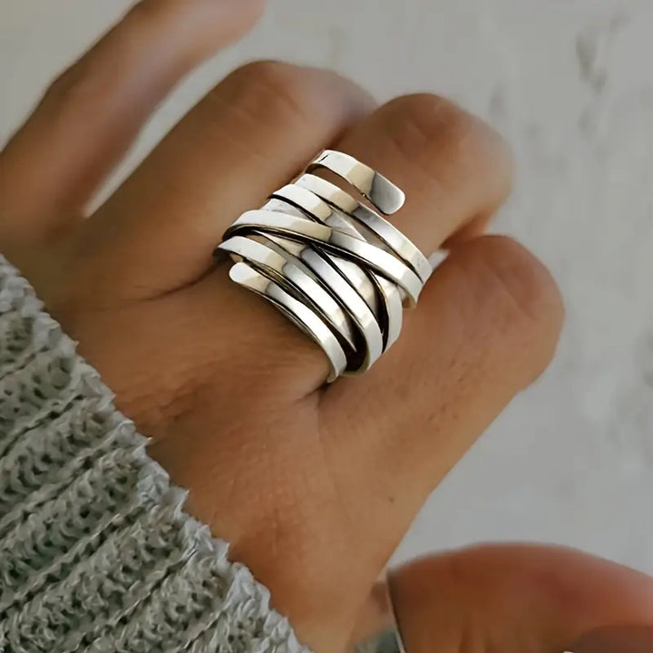 Elegant silverring med vintageutstrålning