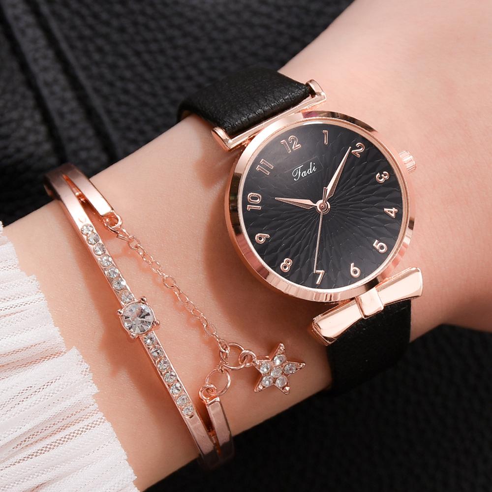Klocka med magnetiskt armband