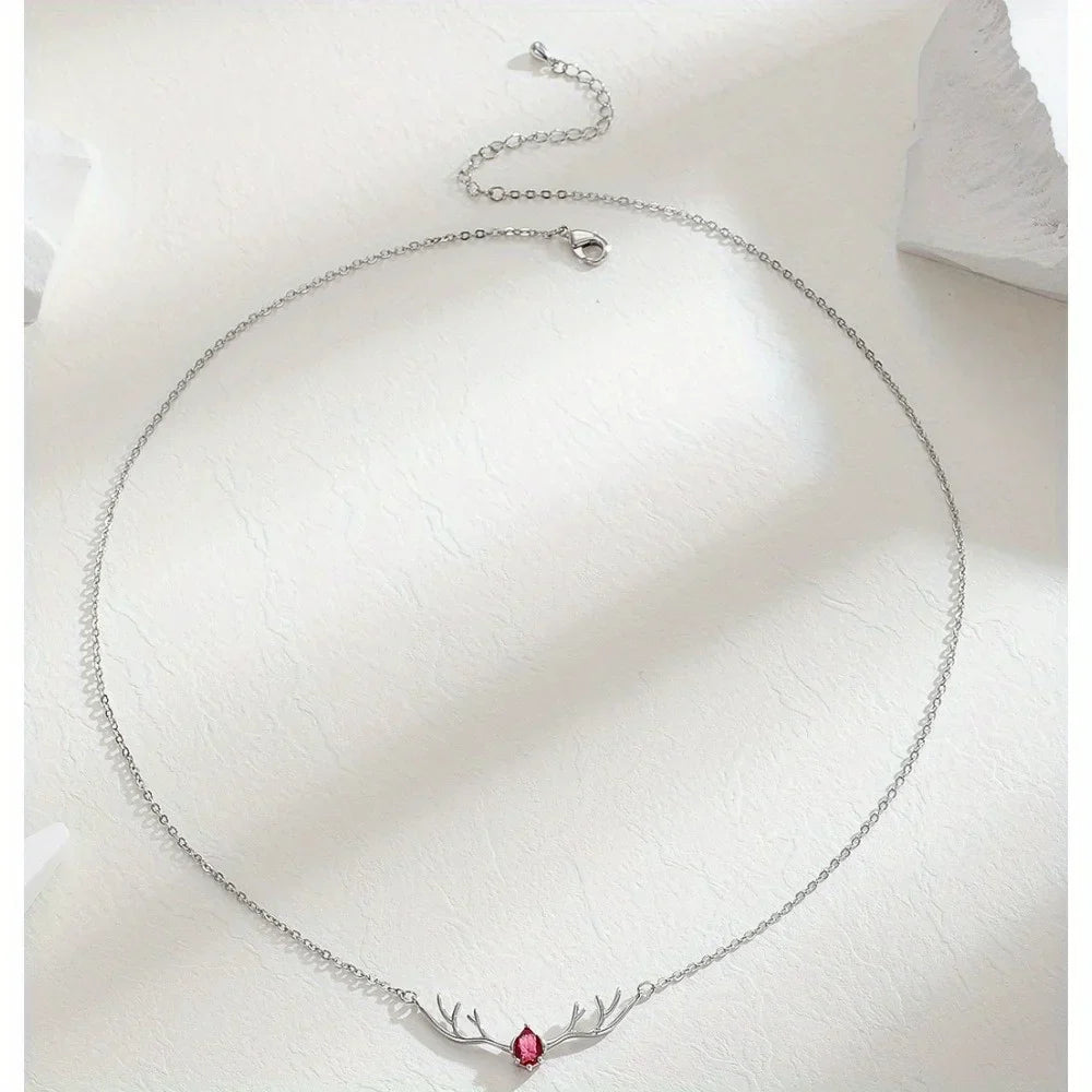 Hjorthorn Halsband med Delikat Hjärtberlock