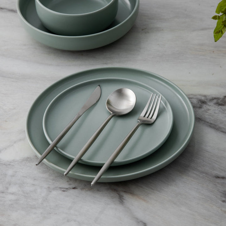 Minimalistisk bestick för moderna bord - PureSet