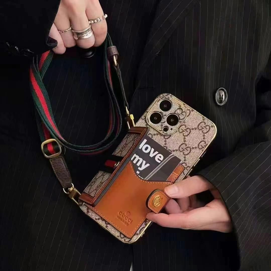 Lyxigt iPhone-skal med axelrem