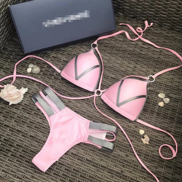 Justerbar bikini i to deler med trendy trykk