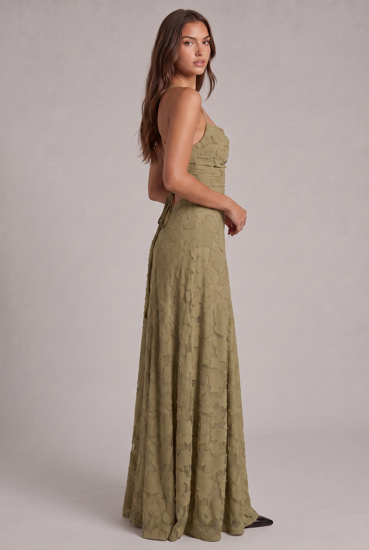Olivia maxiklänning - elegant aftonklänning med blommönster