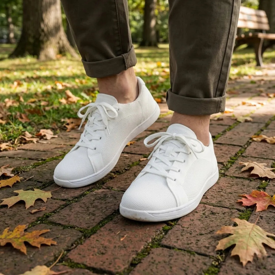 Unisex barfotasneakers med bred tåbox och andningsaktivt mesh