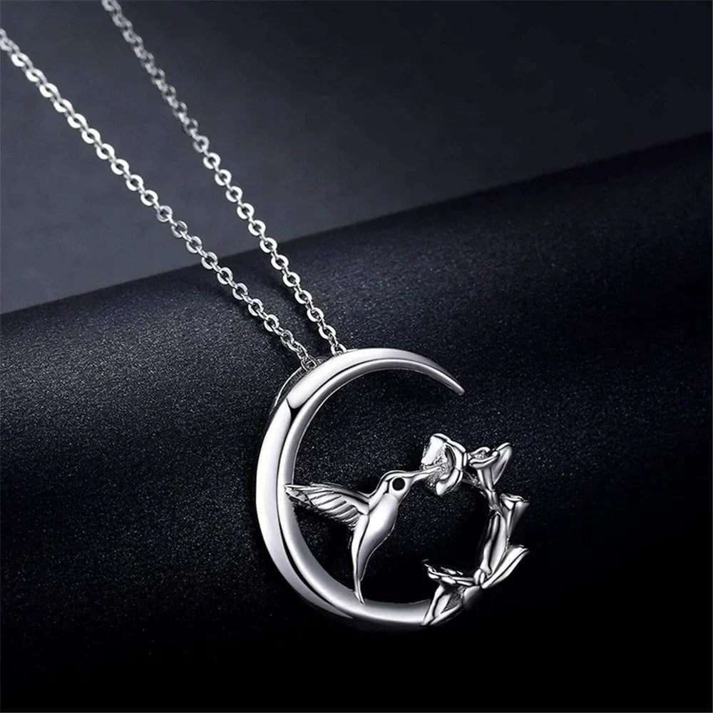 Måne Fågel Vintage Halsband med silverhänge