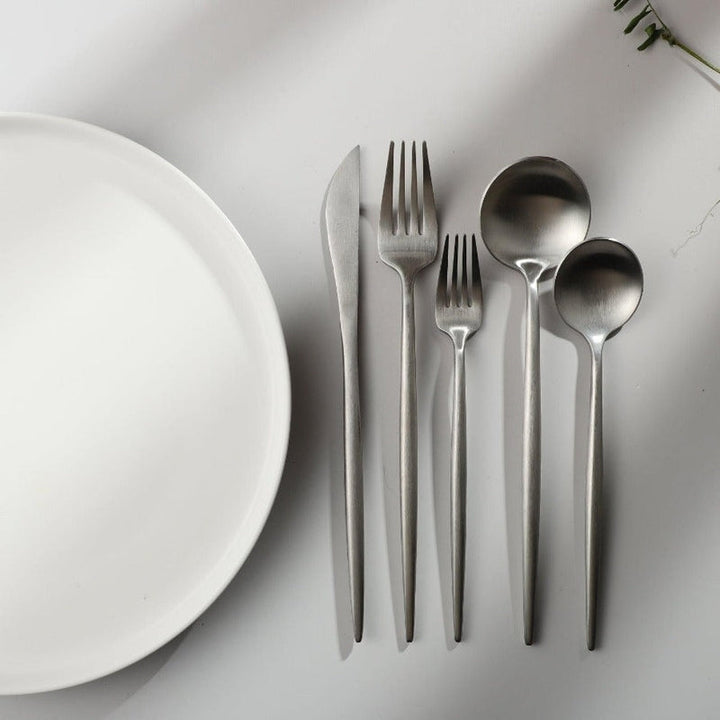 Minimalistisk bestick för moderna bord - PureSet
