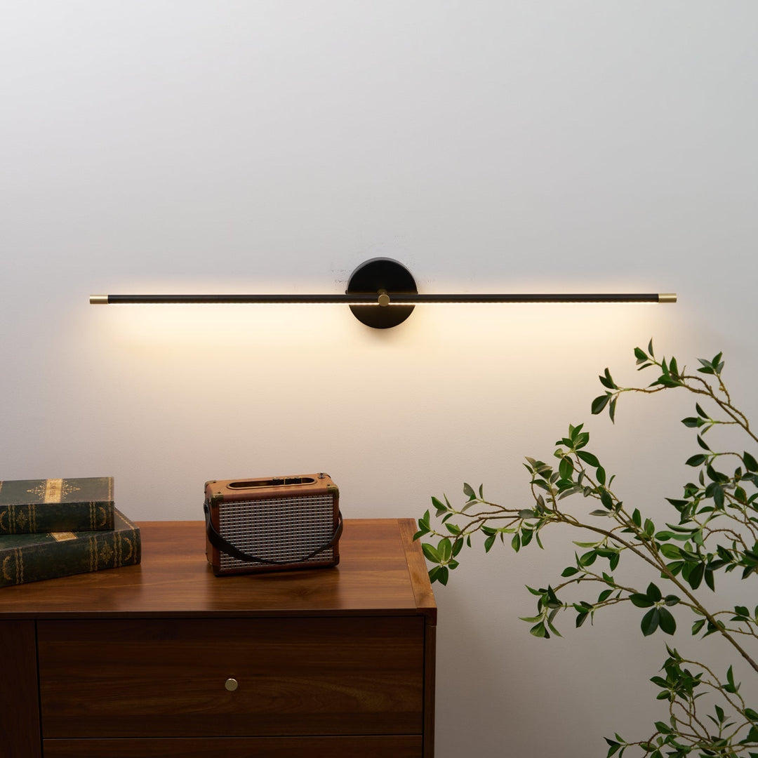 Minimalistisk linjär vägglampa med två armar i modern stil