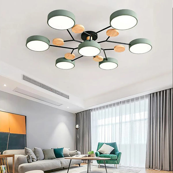 Smal designtaklampa med hantverksmässig finish