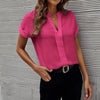 Elegant V-halset bluse med tidløs charme