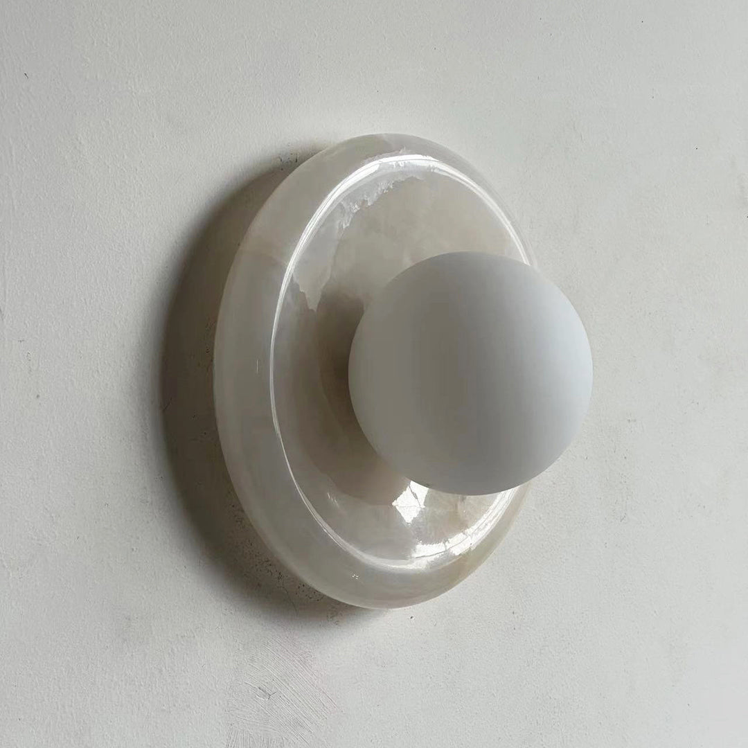 Vägglampa för inomhusbruk i marmor Hako