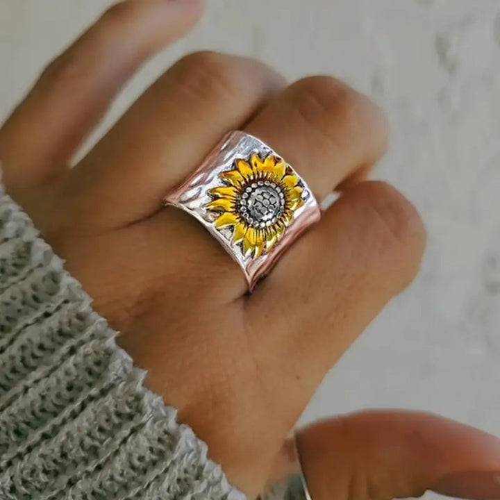 Solrosring i silver
