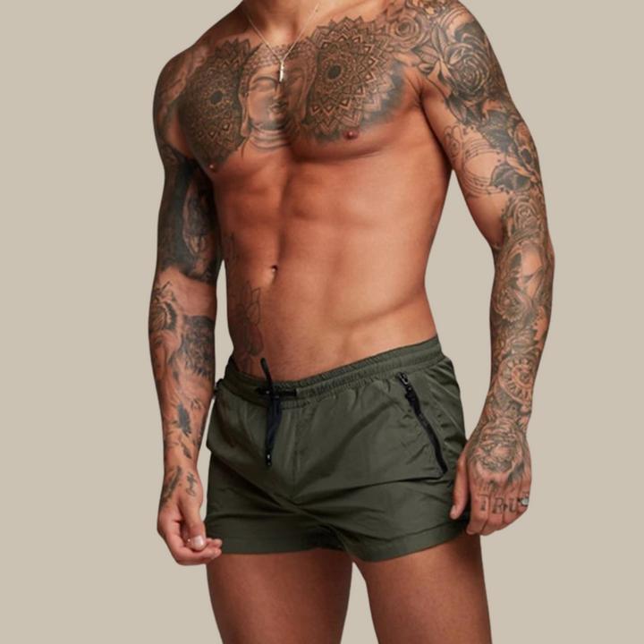 Stretchig och snabbtorkande herrshorts för sommarens alla äventyr