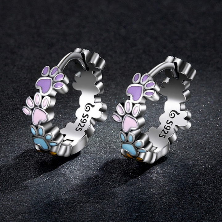 Färgglada Tass-creoler i sterlingsilver
