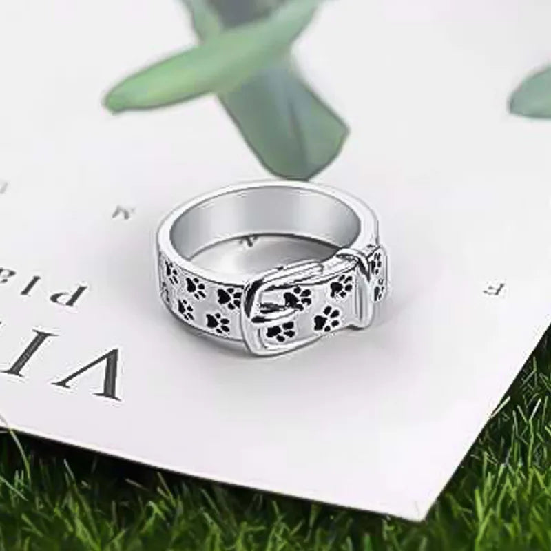 Söt och Stilren Hundinspirerad Halsband Ring