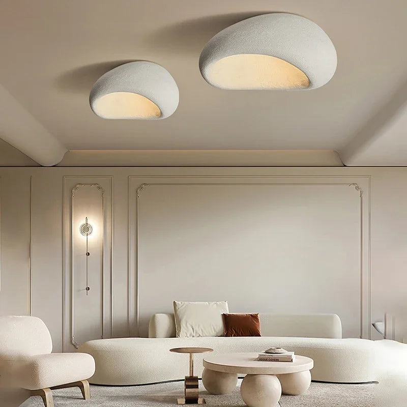 LED-taklampa i wabi-sabi-stil – dekorativ plafond med organisk form