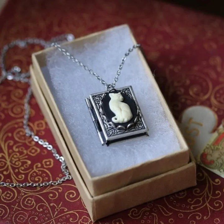 Vintage Katt Bok Hänge Halsband – Design med vridbar sida
