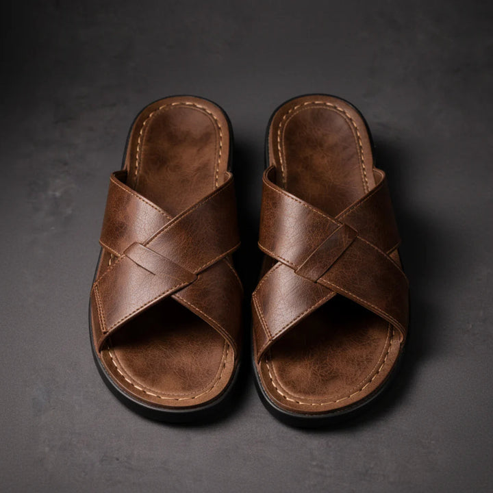 Sandaler för herr | Korsade remmar & bekvämt intag