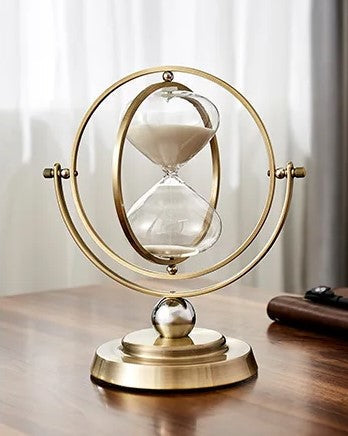 Exklusivt sandtimglas med elegant metallram