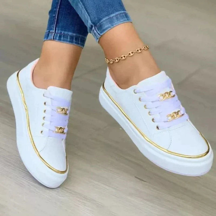 Trendy sneakers for kvinner med moderne streetstyle
