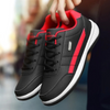 Eleganta herrsneakers i läder med snörning framtill och sidopanel