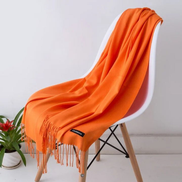 Lång och mjuk kashmirscarf för dam – Emilia