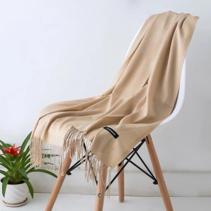 Lång och mjuk kashmirscarf för dam – Emilia