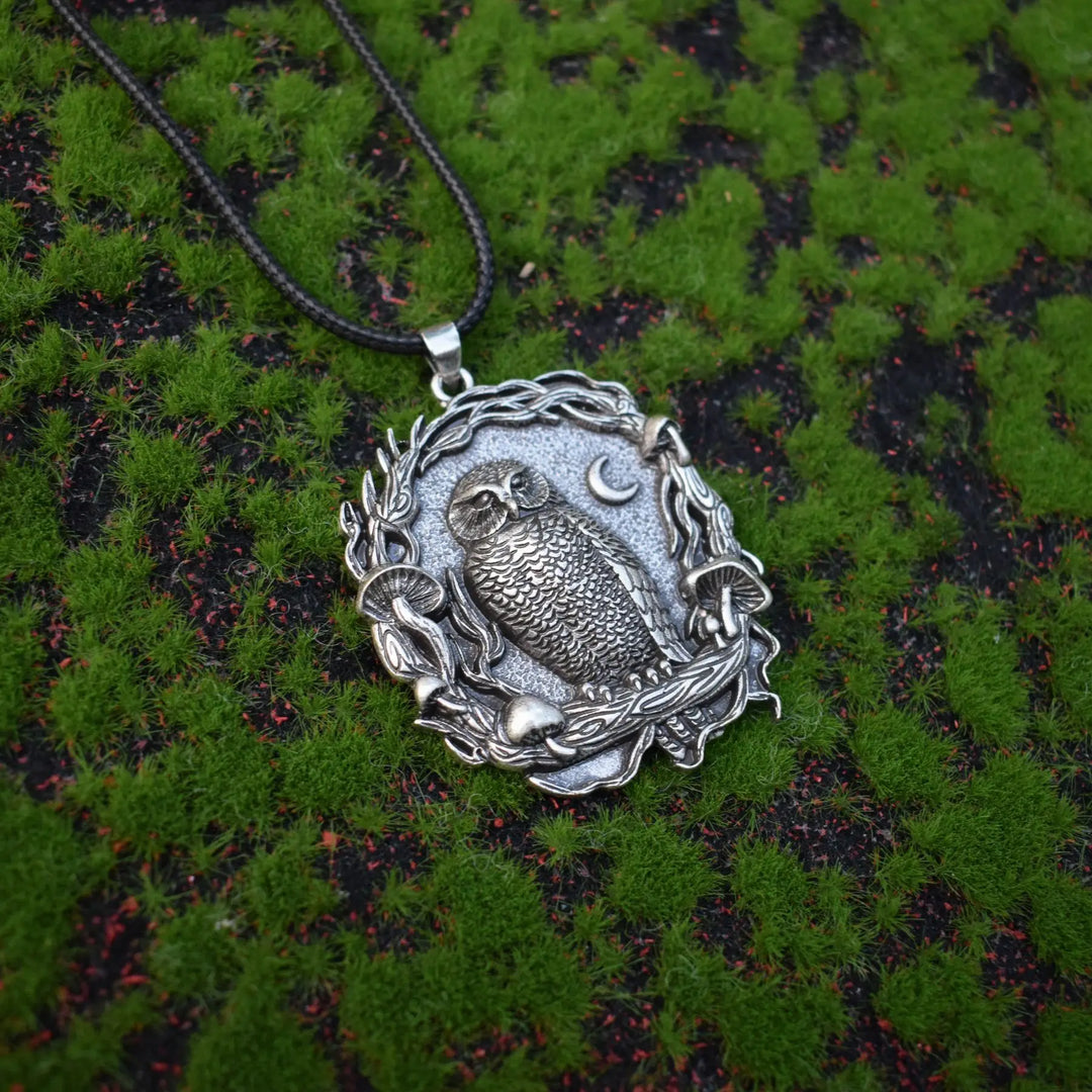 Mystisk Uggla Måne Svamp Hänge Halsband