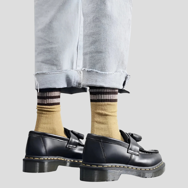 Klassiska loafers med tofsar