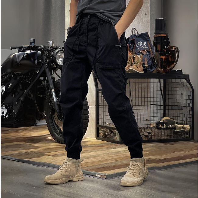 Stretchiga cargobyxor för män