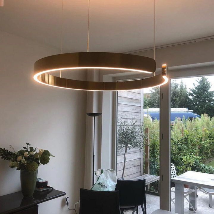 Elegant belysning til din indretning
Moderne sofistikeret belysning til alle rum