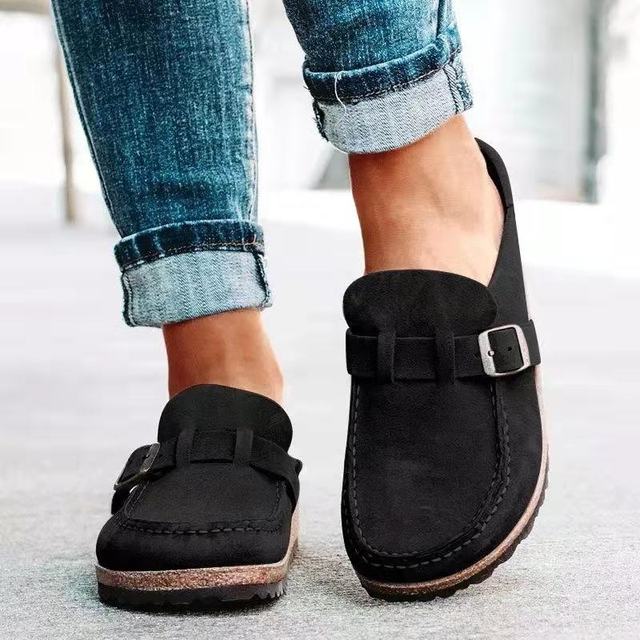 Loaferit harjatusta kankaasta naisille ajattomassa Old Money -tyylissä
