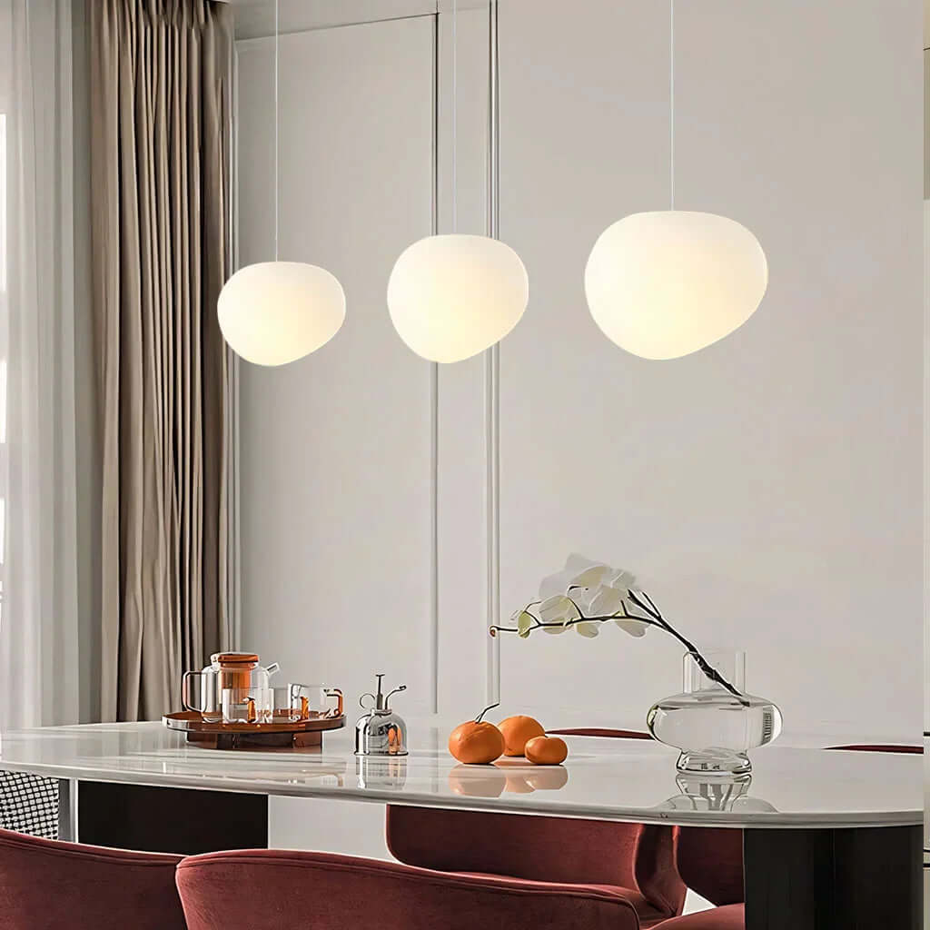 Taklampa i vit sten - Modern och minimalistisk