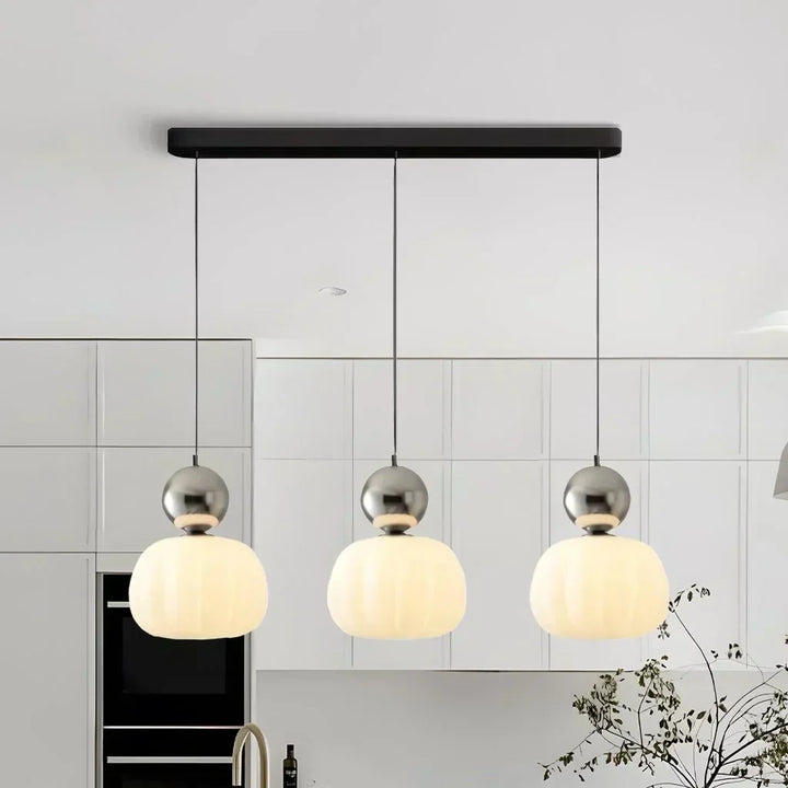 CrèmeLuma taklampa - Art déco-design