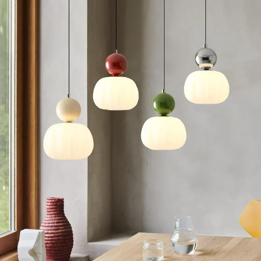 CrèmeLuma taklampa - Art déco-design