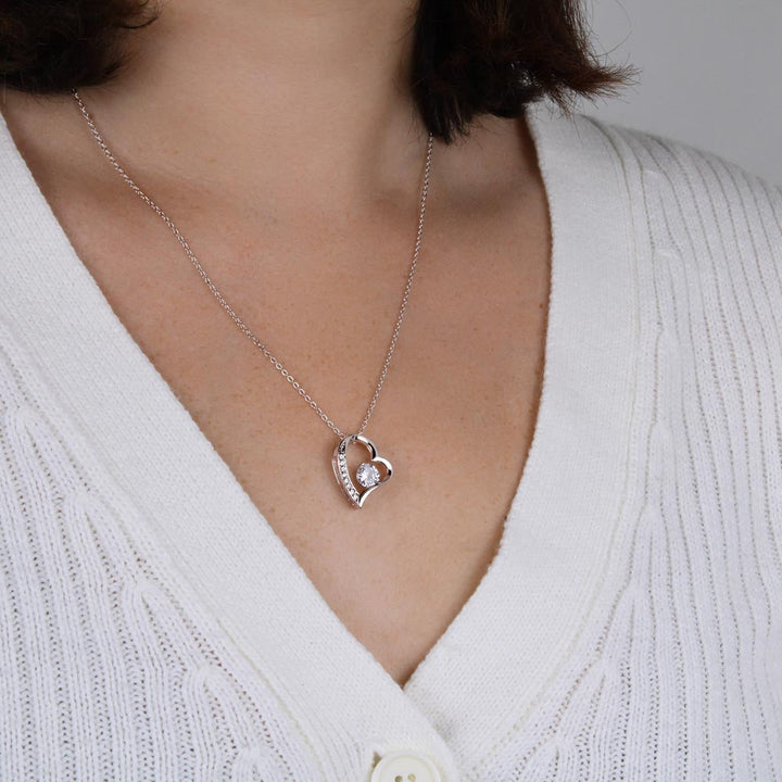 Hänge halsband med hjärtformad zirkonia - Ella