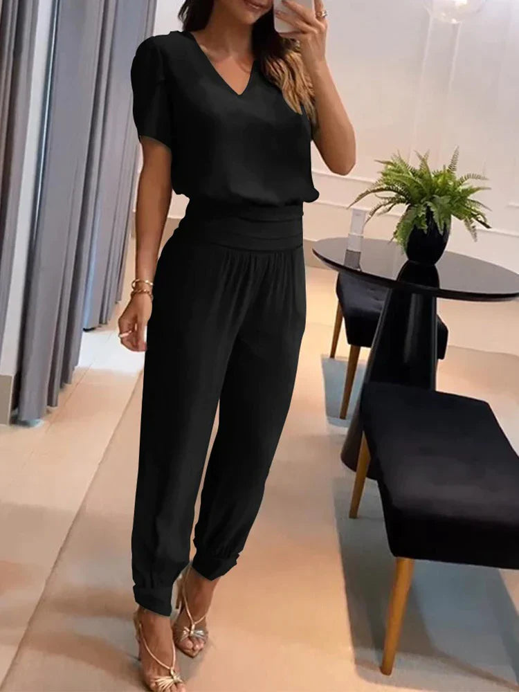 Elegant tvådelat set för kvinnor med modern stil