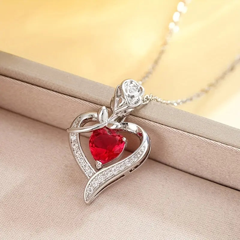 Elegant halsband i vitguld med förfinade detaljer