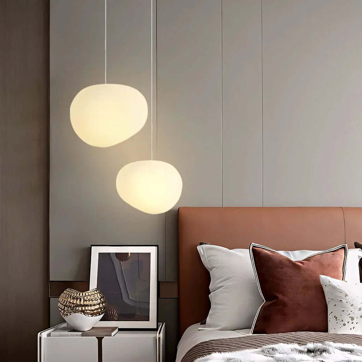 Taklampa i vit sten - Modern och minimalistisk