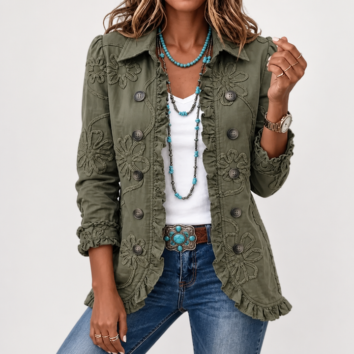 Blombroderad utility-jacka – vintage-boho-stil med volangkant
