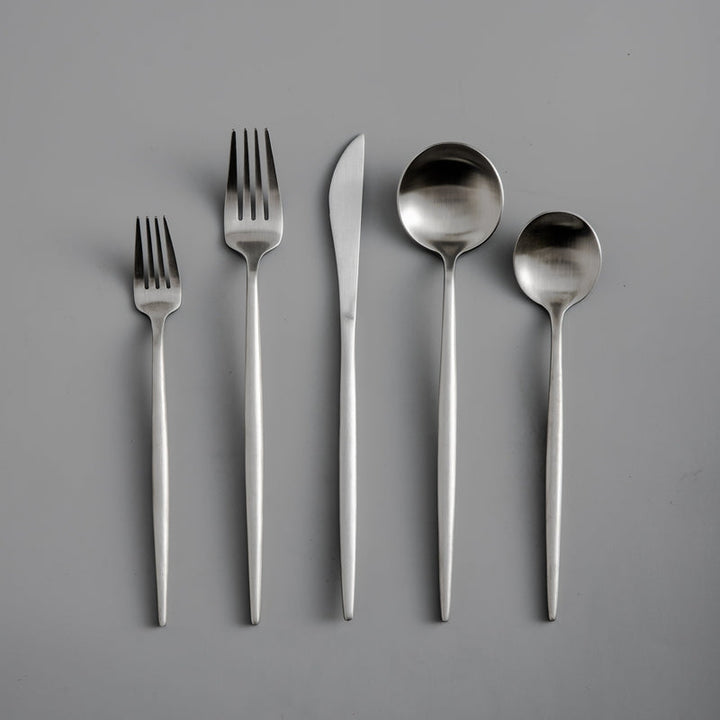 Minimalistisk bestick för moderna bord - PureSet