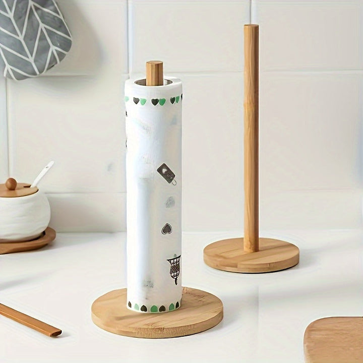 Hushållspappershållare i bambu med naturlig finish – Elegant och praktisk för köksbänken
