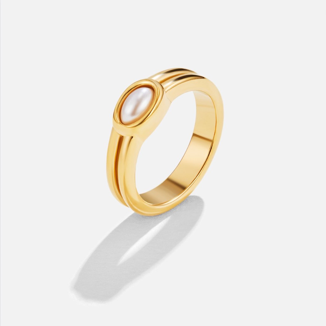 Chunky Ring i guld med pärlor