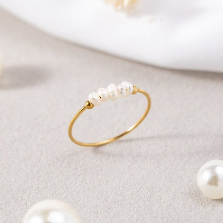 Elegant ring med sötvattenspärla