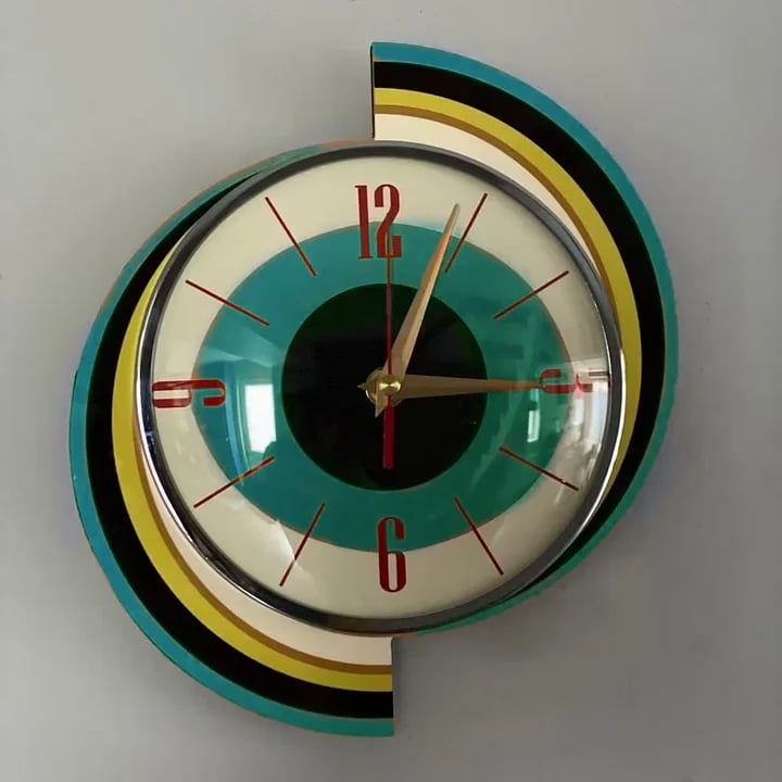 Handgjord väggklocka i mid-century-stil | Retro-väggdekoration, tyst & batteridriven