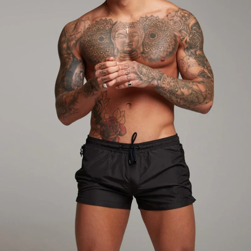 Stretchig och snabbtorkande herrshorts för sommarens alla äventyr