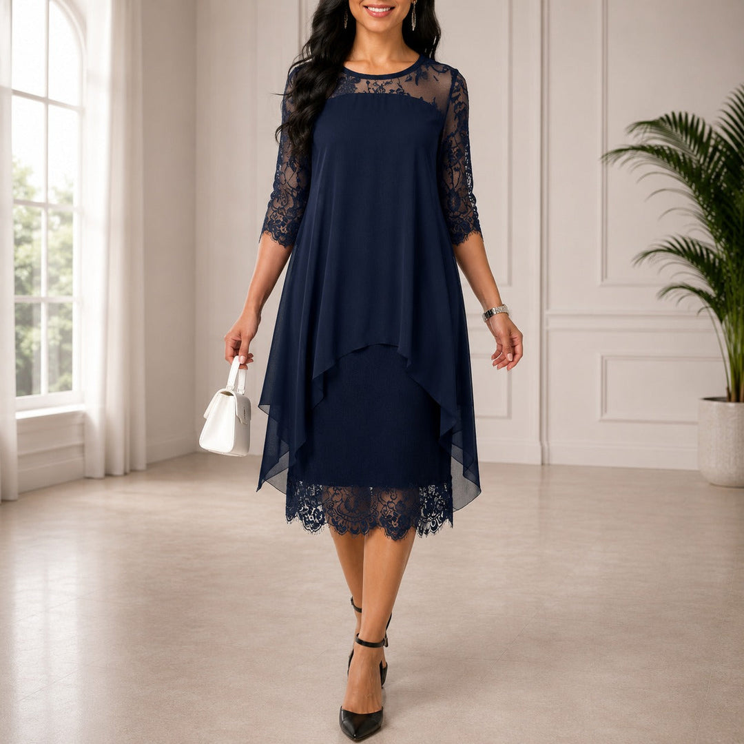 Dorothee midiklänning i plus size för kvällen - elegant stil