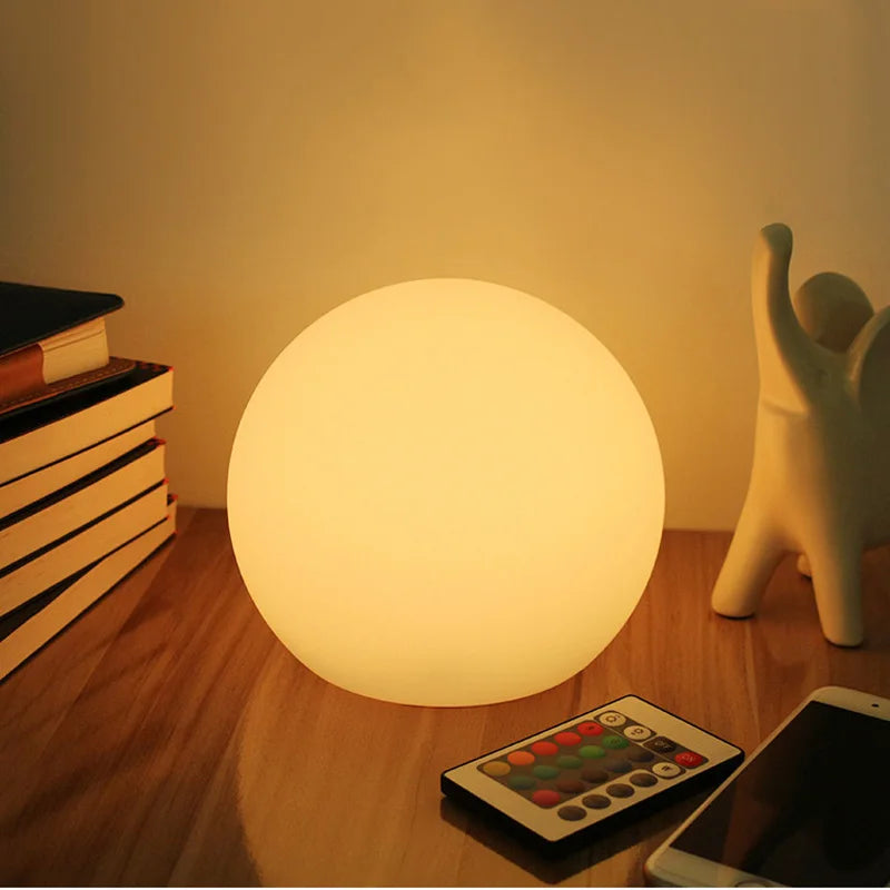 Sladdlös LED-bordslampa i färg med fjärrkontroll