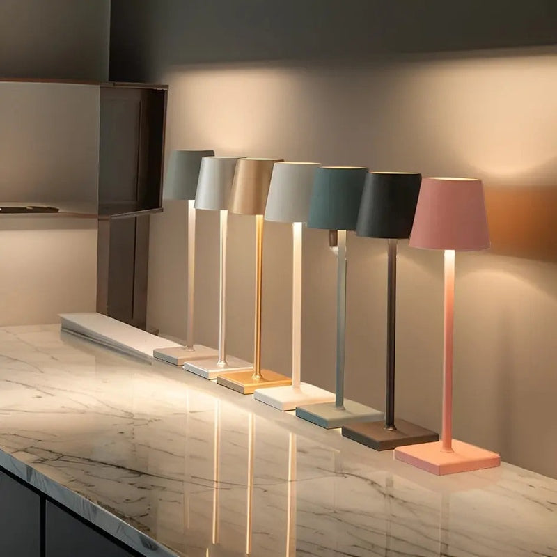 Trådlös uppladdningsbar bordslampa - Elegant LED för inomhus- och utomhusbruk
