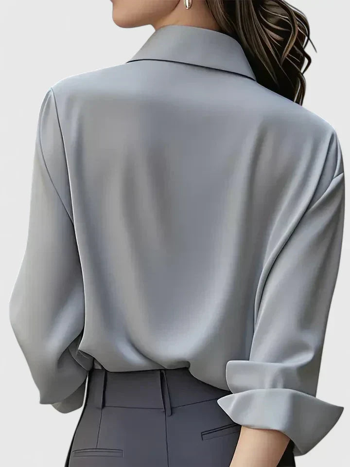 Långärmad satinblus för dam – elegant kontorsblus