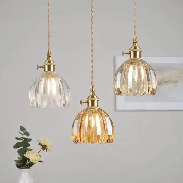 Elegant blomformad glashängslampa - Stämningsfullt ljus